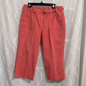 Larry Levine Stretch Salmon Colored Capris, Size 16